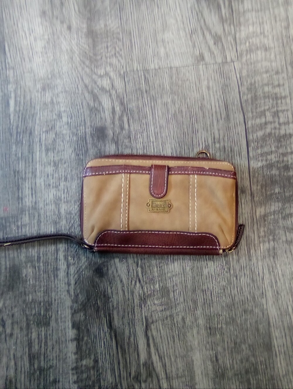 B.o.c Women's Tan and Brown Wristlet Wallet -